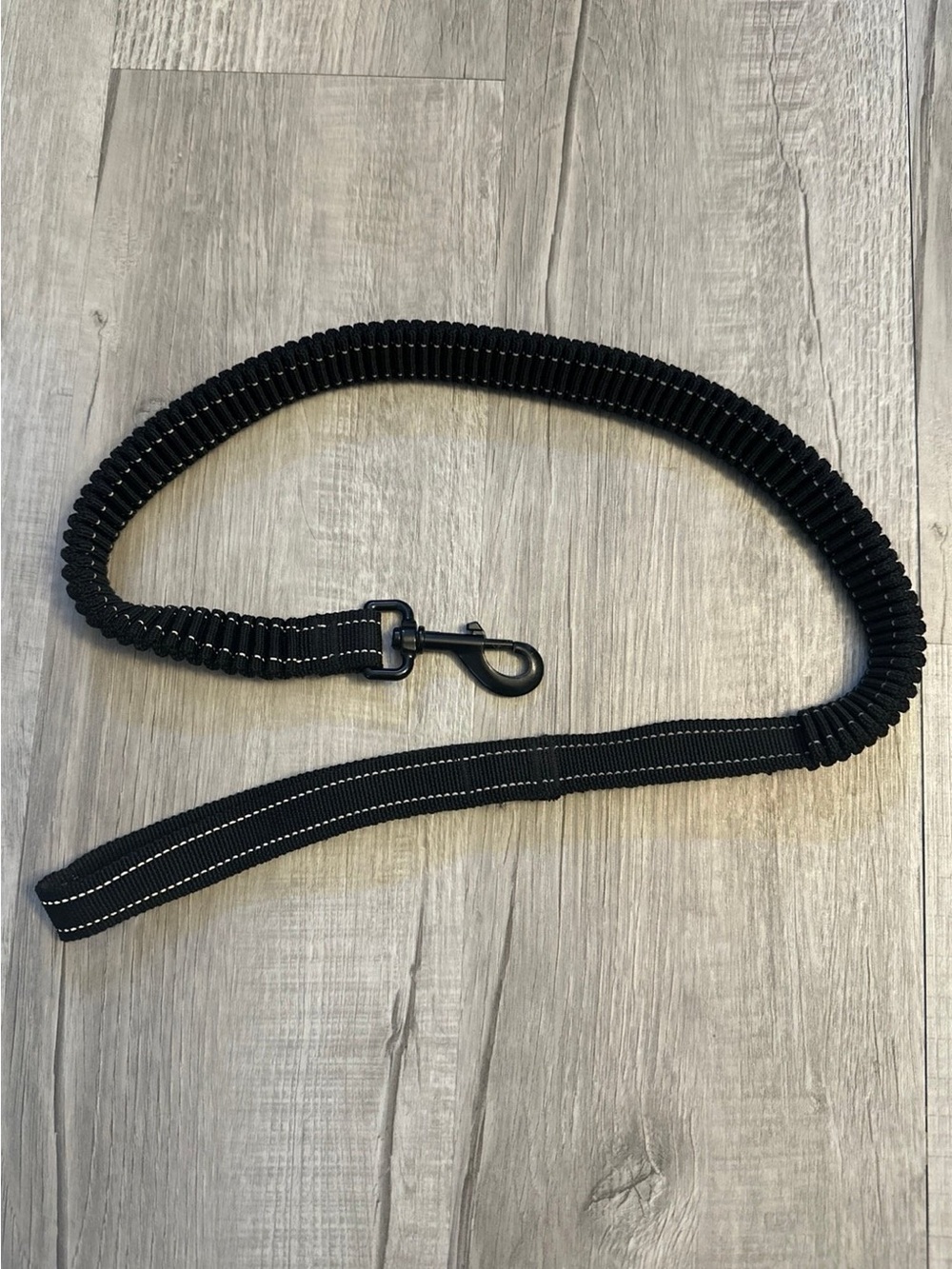 Black Reflective Bungee Leash